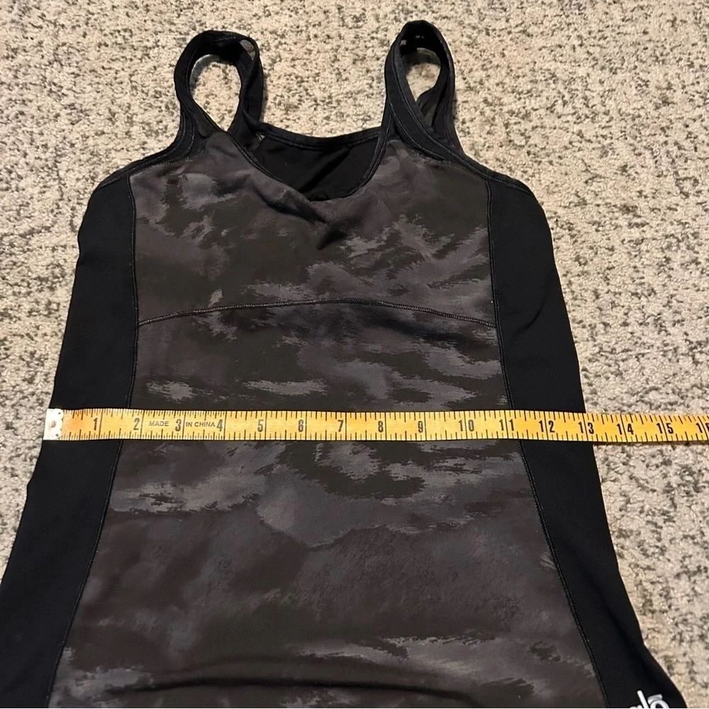 Alo Yoga Black & Gray Camo Athletic Tank Top Size Small